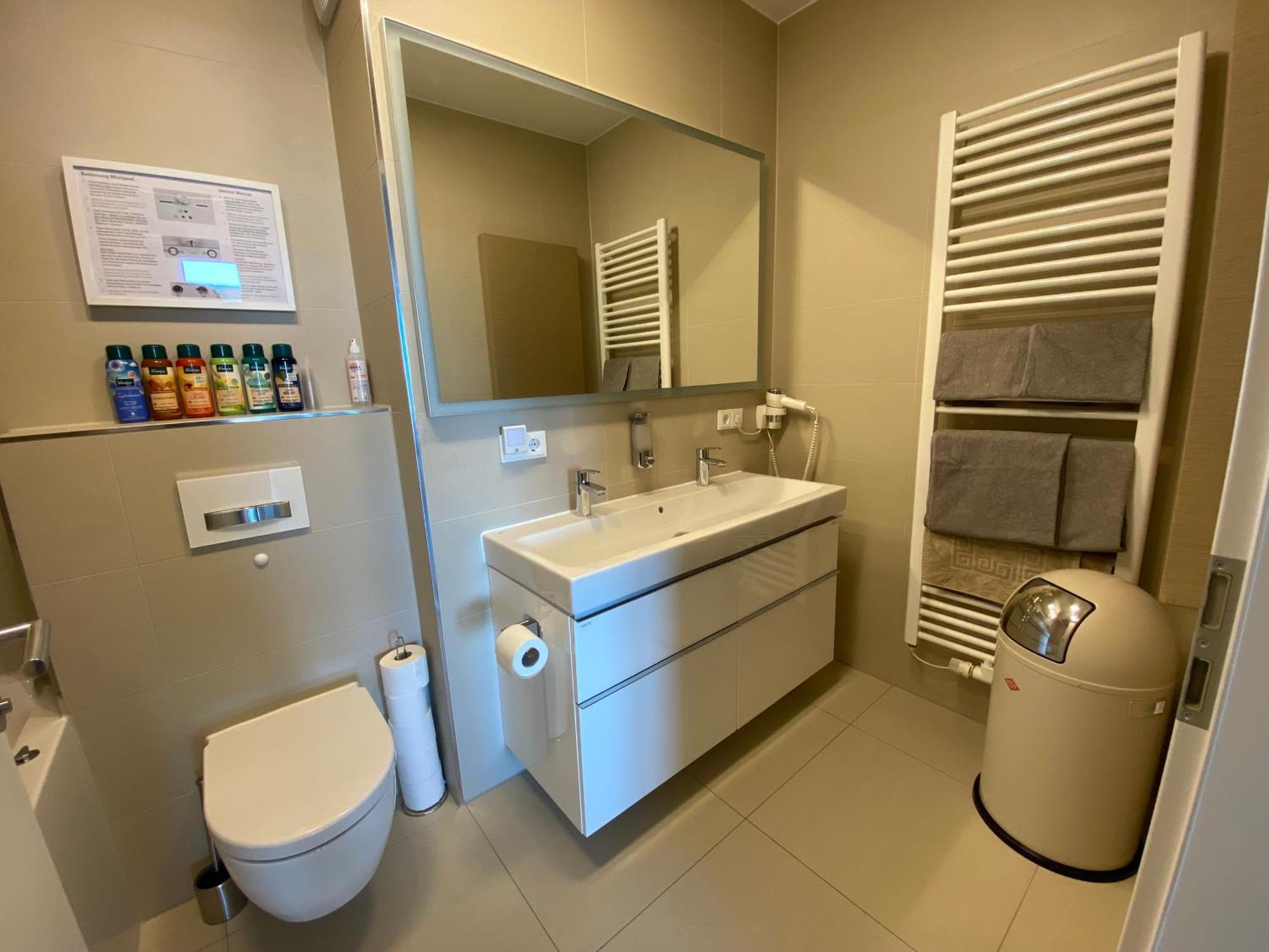 Alpen-Panorama Suite - Einzigartige Privatsuite Hoch Ueber Muenchen, 12Tes Og, Alpenblick, Loggia, Whirlpool, 15 Minuten Zum Zentrum, Ruhe Und Erholung In Der Stadt Muenchen Fuer Privat Und Geschaeftlich Reisende Екстер'єр фото
